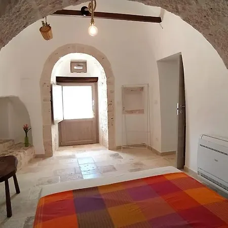 Trullo Mami Semesterbostad