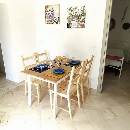 Semesterbostad Trullo Mami *