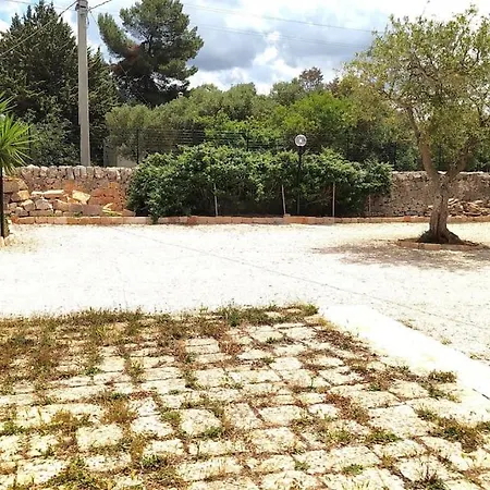 Trullo Mami Semesterbostad *