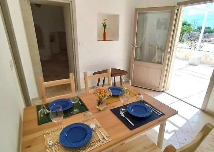 Trullo Mami 펜션 푸티냐노